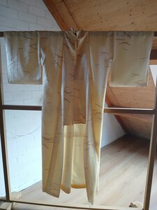 Traditionele Japanse Kimono cream yellow